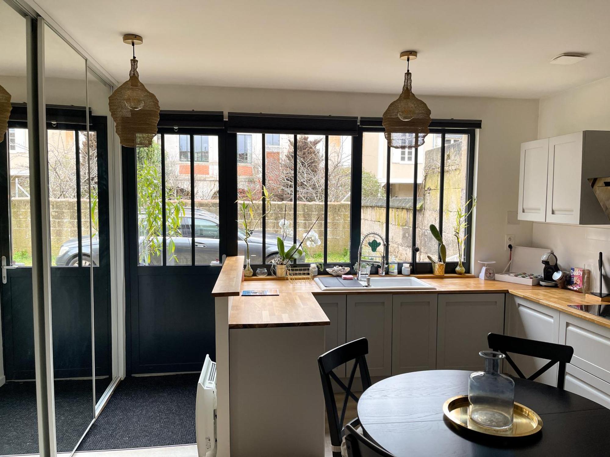 Maison + Parking Prive Au Coeur Angouleme 60M2 Exteriér fotografie