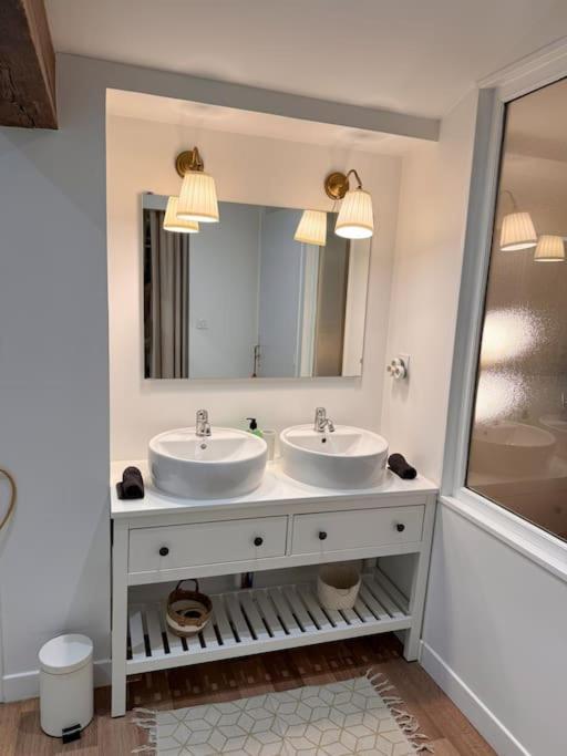 Maison + Parking Prive Au Coeur Angouleme 60M2 Exteriér fotografie