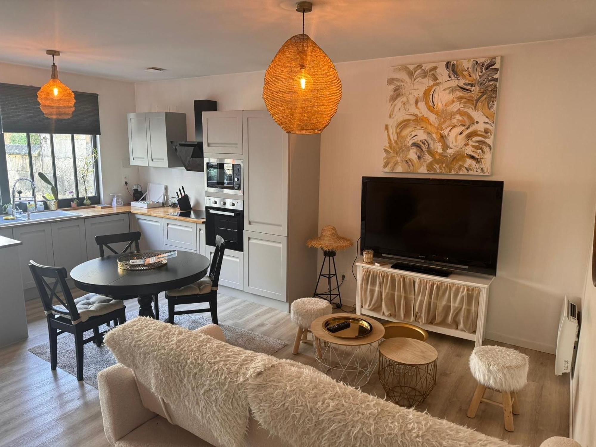 Maison + Parking Prive Au Coeur Angouleme 60M2 Exteriér fotografie
