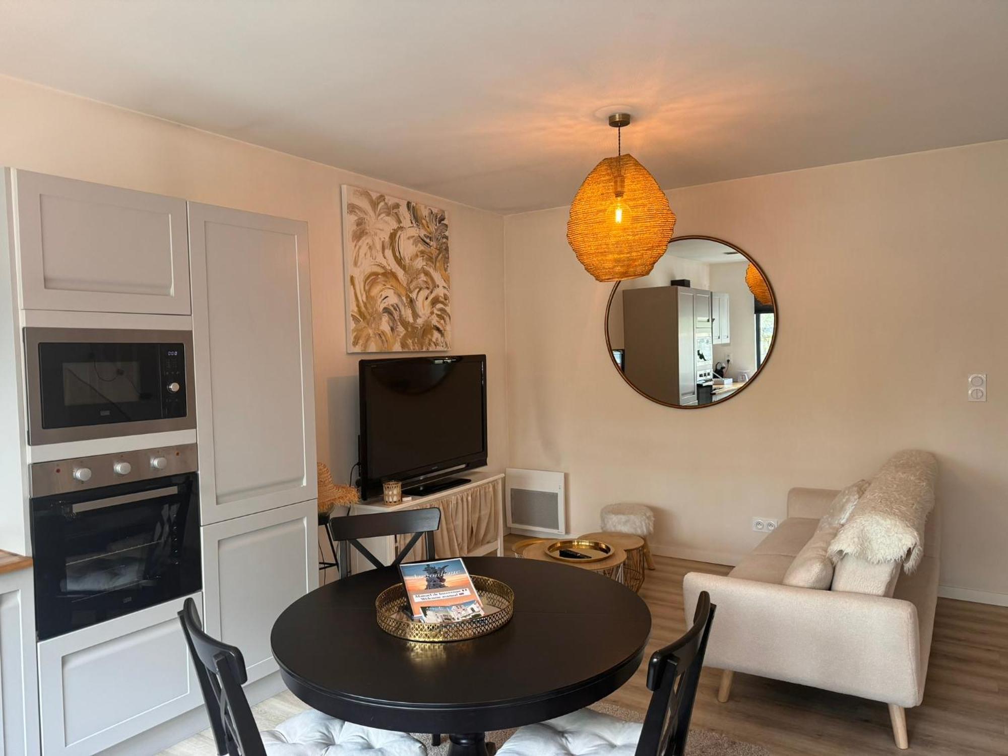 Maison + Parking Prive Au Coeur Angouleme 60M2 Exteriér fotografie